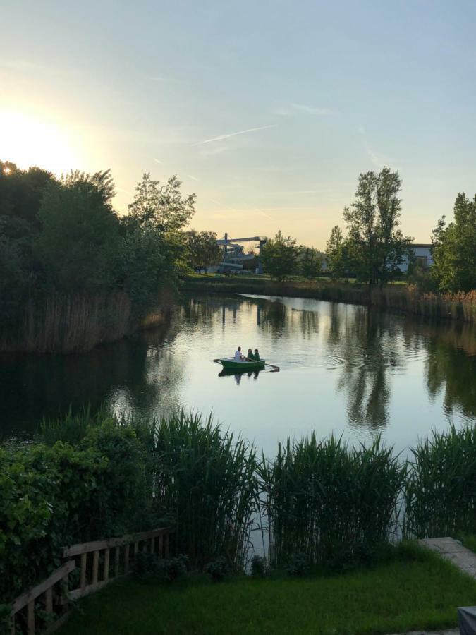 Lake Residence Dunajská Streda エクステリア 写真